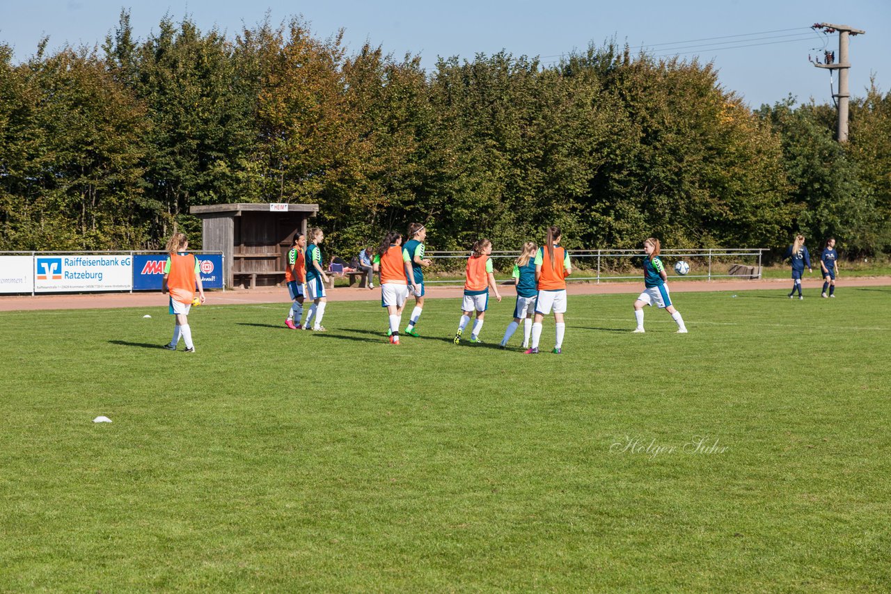 Bild 64 - B-Juniorinnen Krummesser SV - SV Henstedt Ulzburg : Ergebnis: 0:3